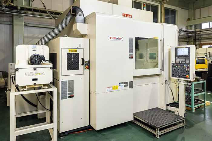 CNCジグボーラー　YBM Vi40